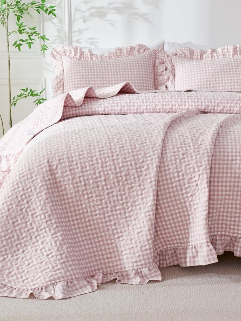 King Gingham Quilt Set Pink Ruffled Plaid Bedspread Coverlets